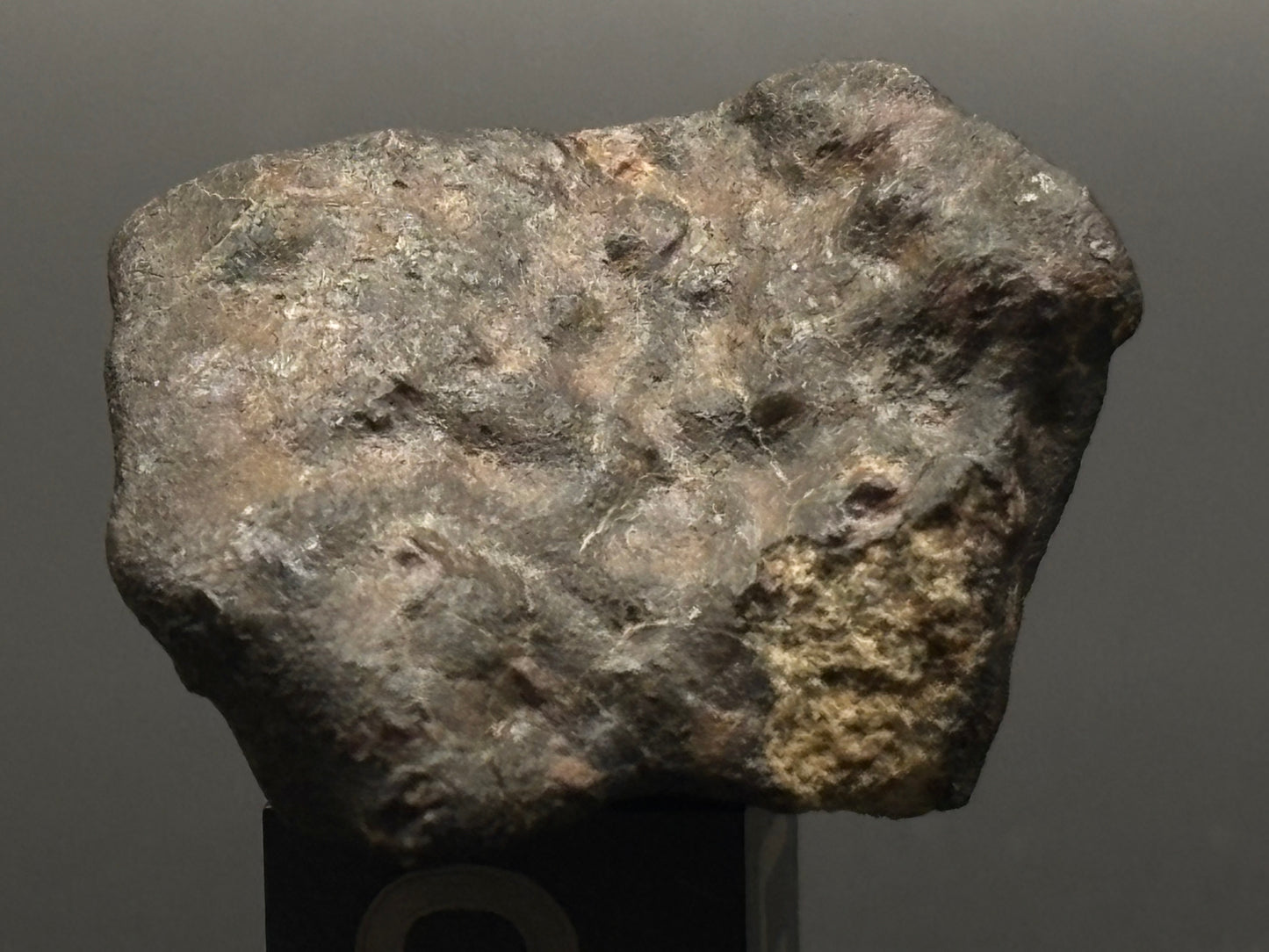 Mohave Mountains Meteorite Individual Official Arizona L6 Chondrite W0/1 S2 Meteorite Specimen