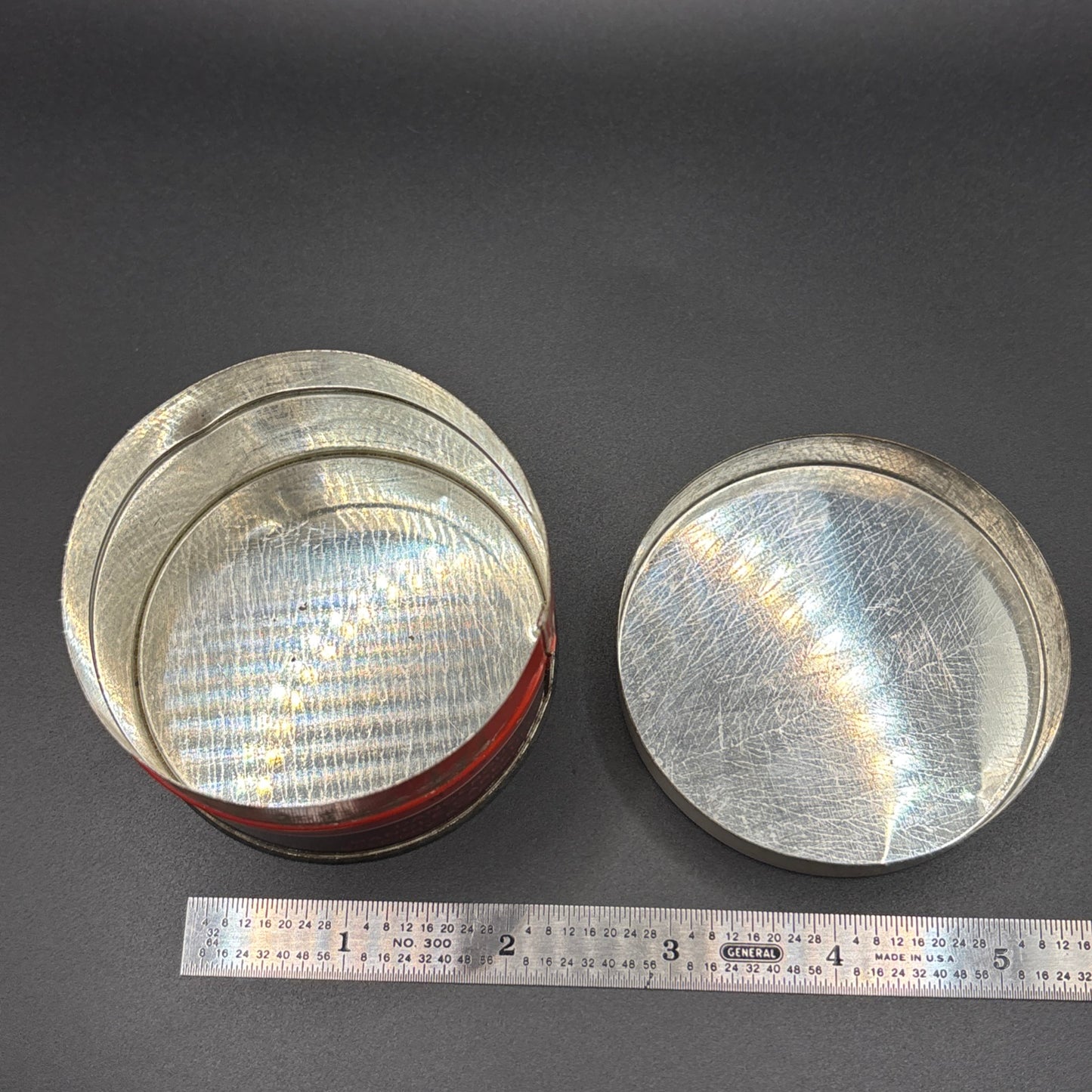Atlas Powder Company No. 6 Blasting Caps Tin – 100 Count – Antique Round Tin