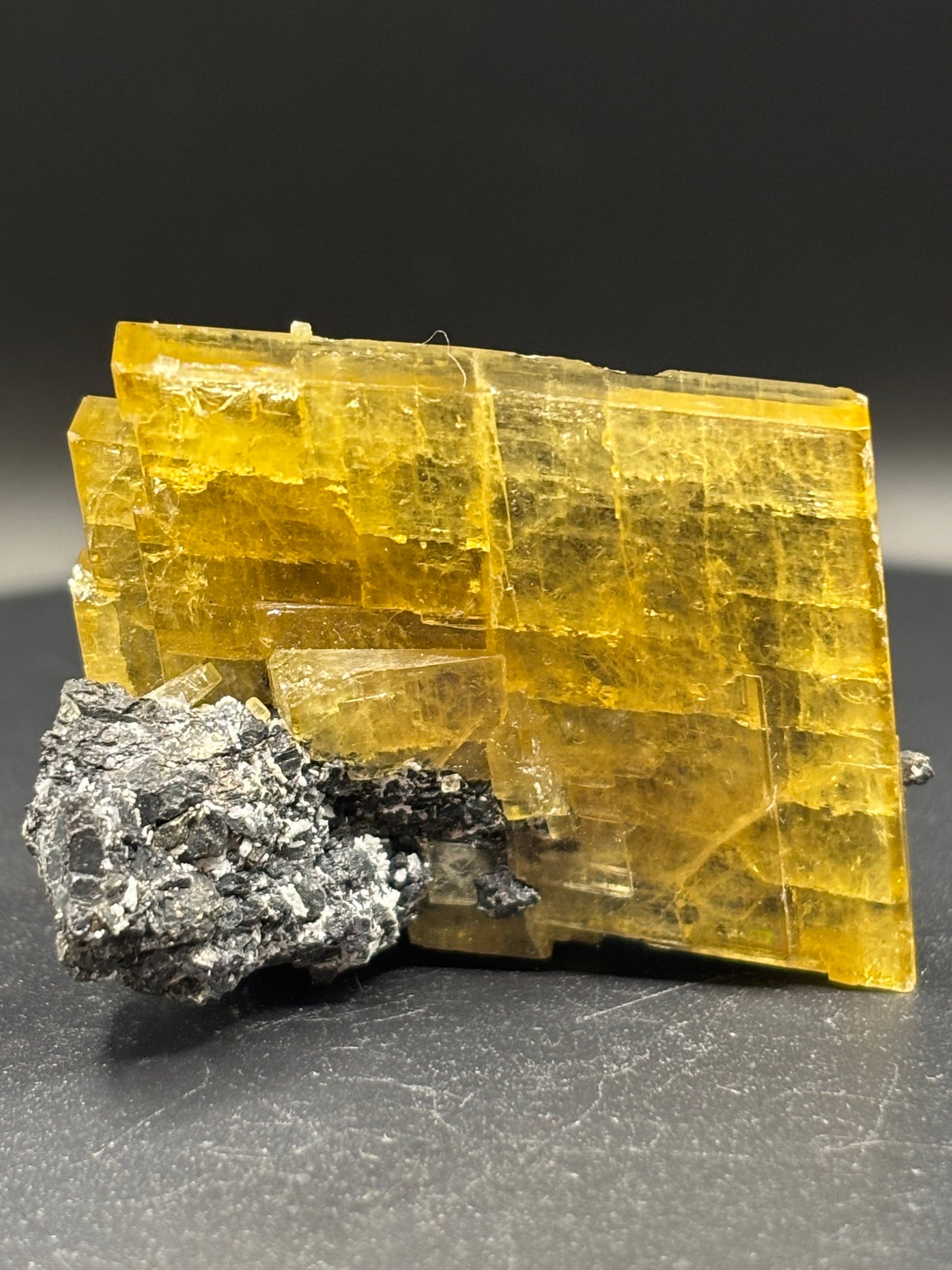 Barite Crystal Specimen – Black Cloud Mine, Leadville, Colorado, USA