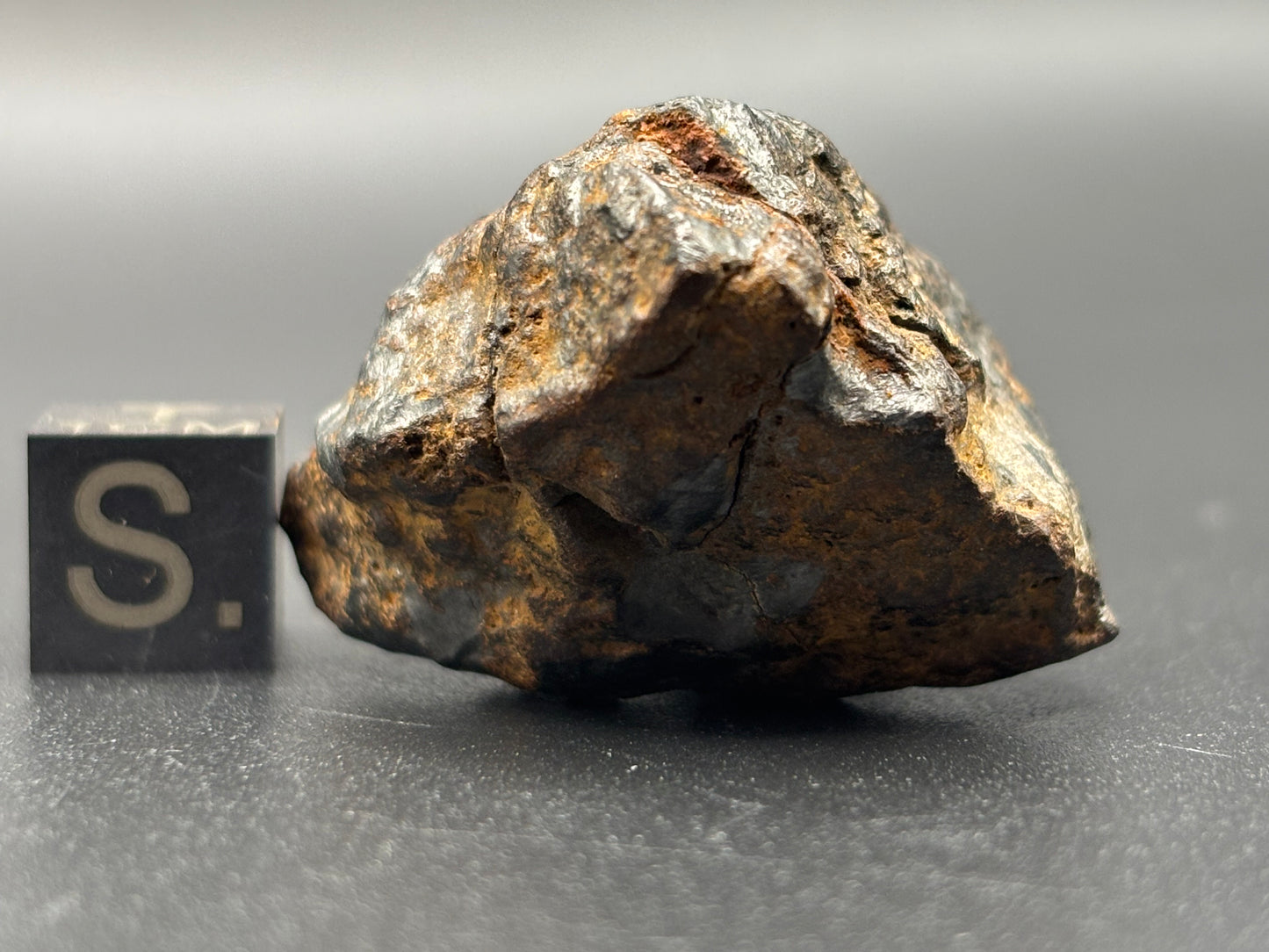 Canyon Diablo Graphite Nodule Individual – Meteor Crater, Arizona, USA