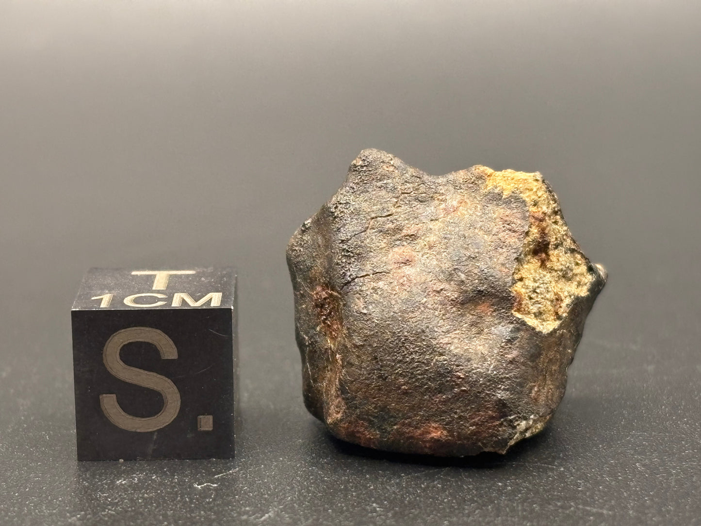 Mohave Mountains Meteorite Individual Official Arizona L6 Chondrite W0/1 S2 Meteorite Specimen