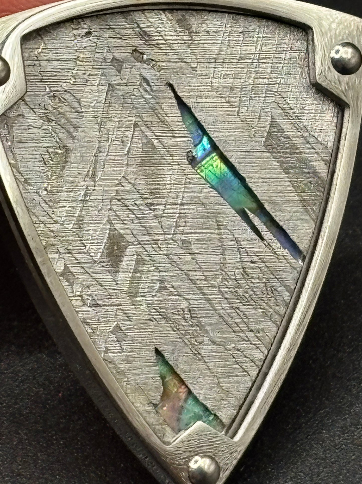 Genuine Aletai Meteorite & Abalone Mother-of-Pearl Pendant – Authentic Iron Meteorite Jewelry