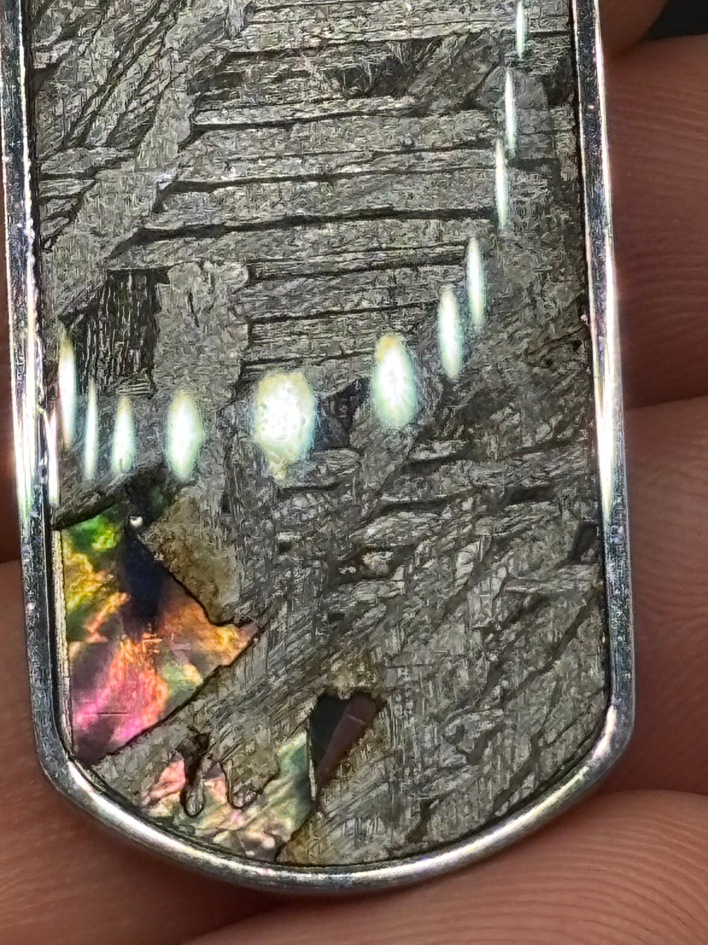 Genuine Aletai Meteorite & Abalone Mother-of-Pearl Pendant – Authentic Iron Meteorite Jewelry