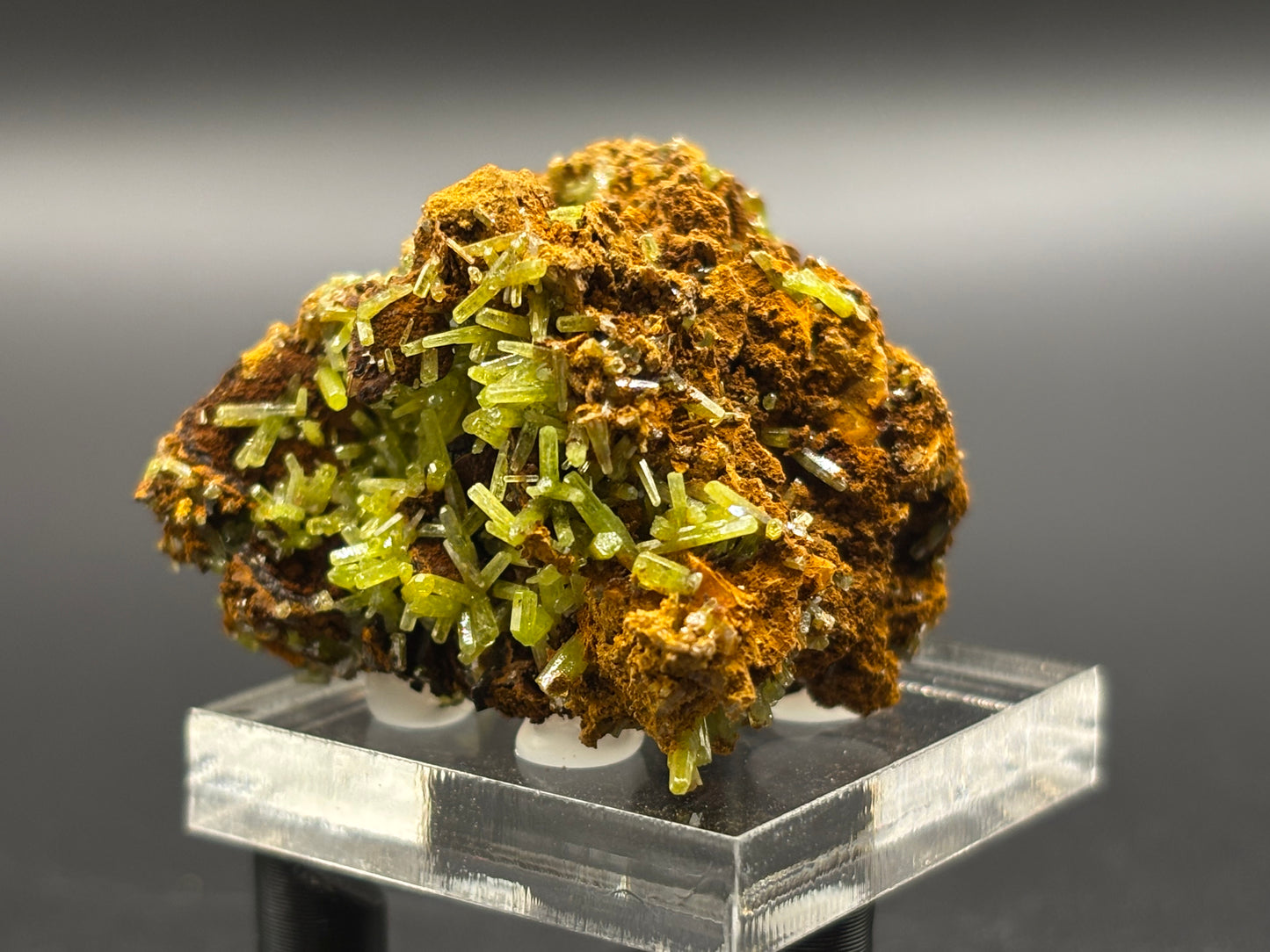 Pyromorphite Crystal Specimen – Daoping Mine, Yangshuo County, Guilin Prefecture, Guangxi Zhuang Autonomous Region, China