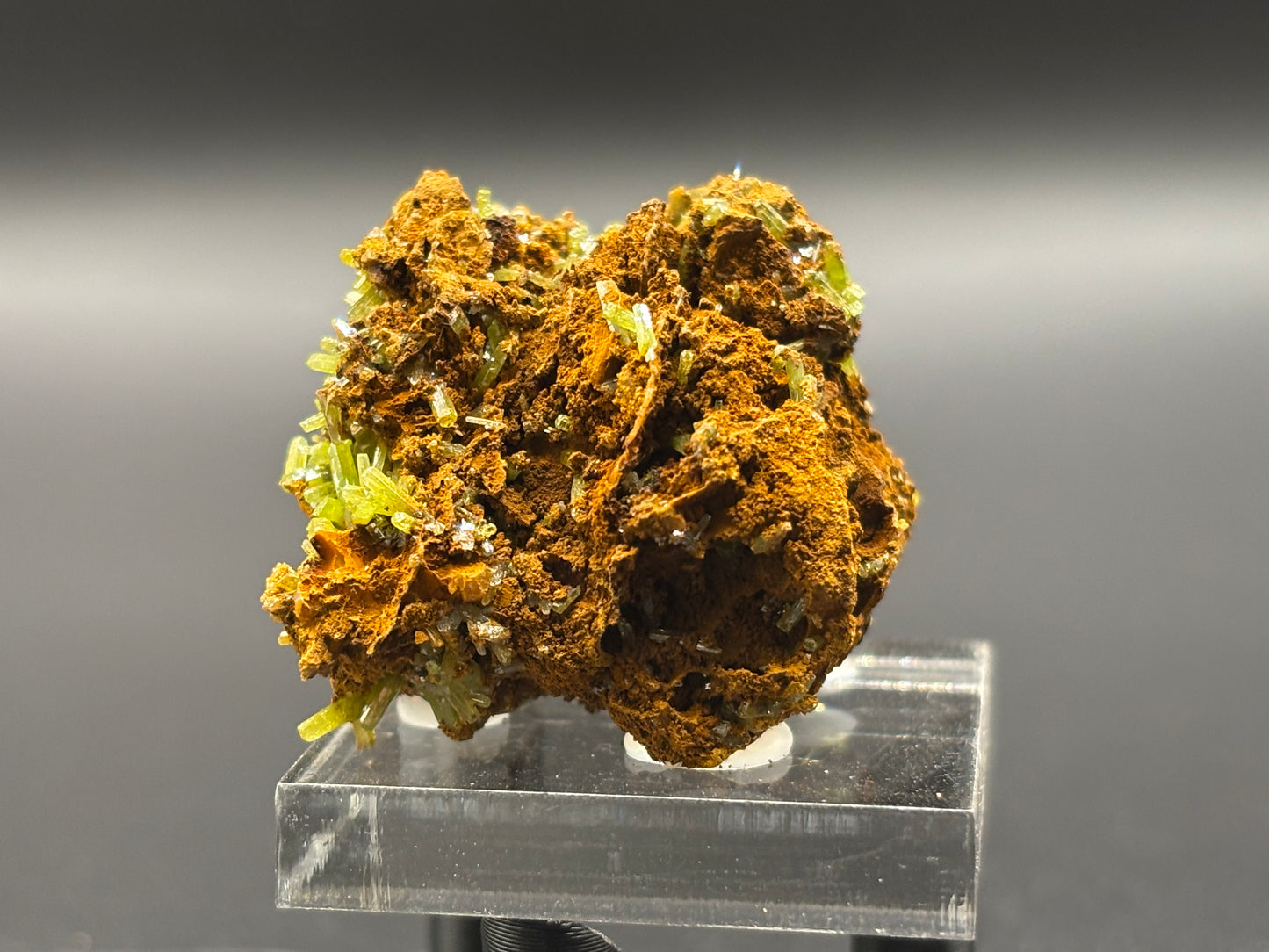 Pyromorphite Crystal Specimen – Daoping Mine, Yangshuo County, Guilin Prefecture, Guangxi Zhuang Autonomous Region, China