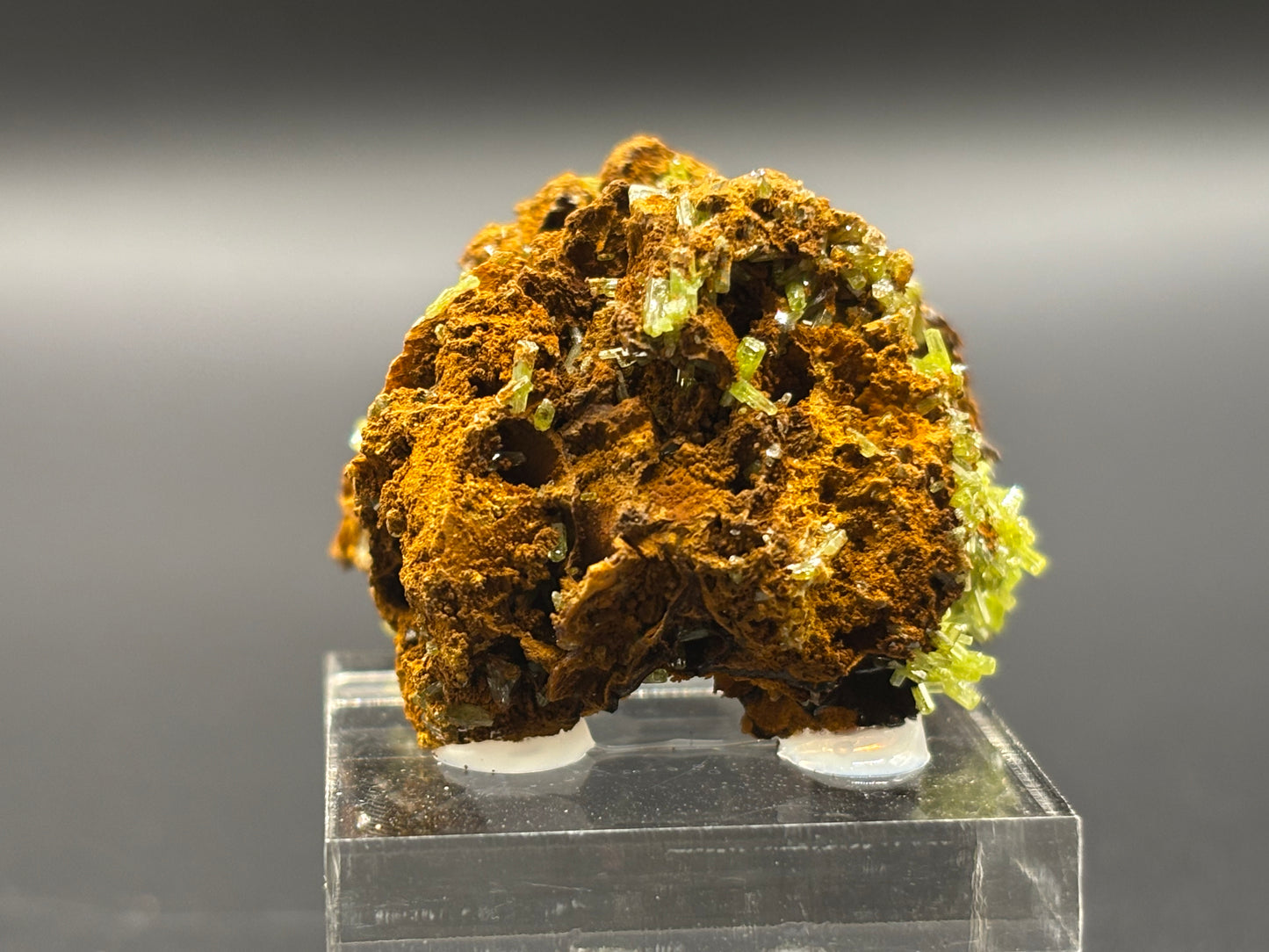Pyromorphite Crystal Specimen – Daoping Mine, Yangshuo County, Guilin Prefecture, Guangxi Zhuang Autonomous Region, China