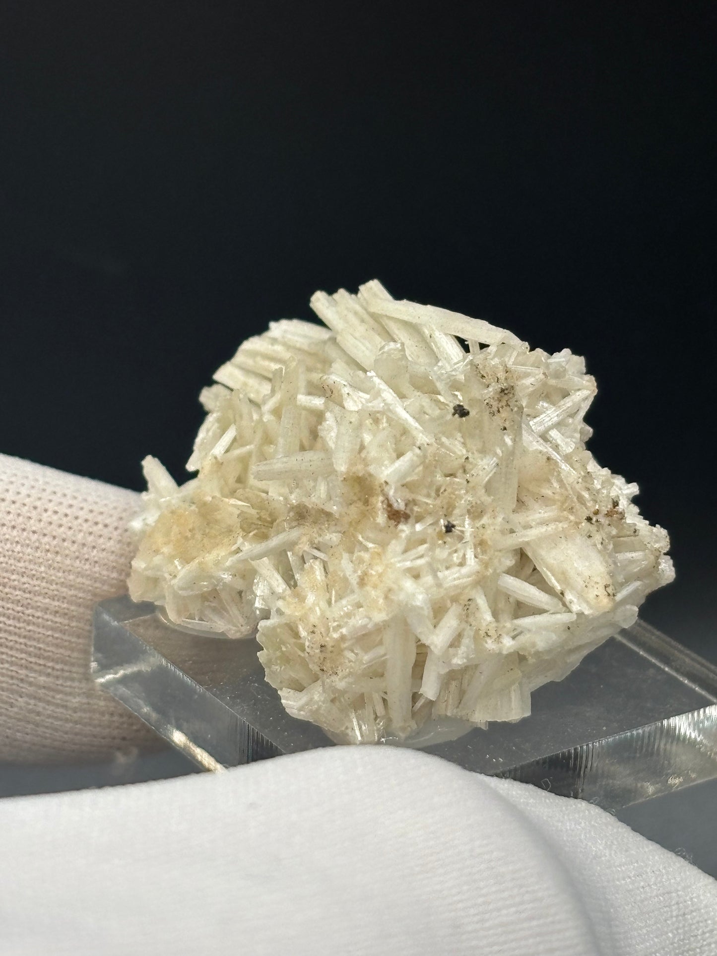 Cerussite Crystal Specimen – Flux Mine, Harshaw Mining District, Santa Cruz County, Arizona