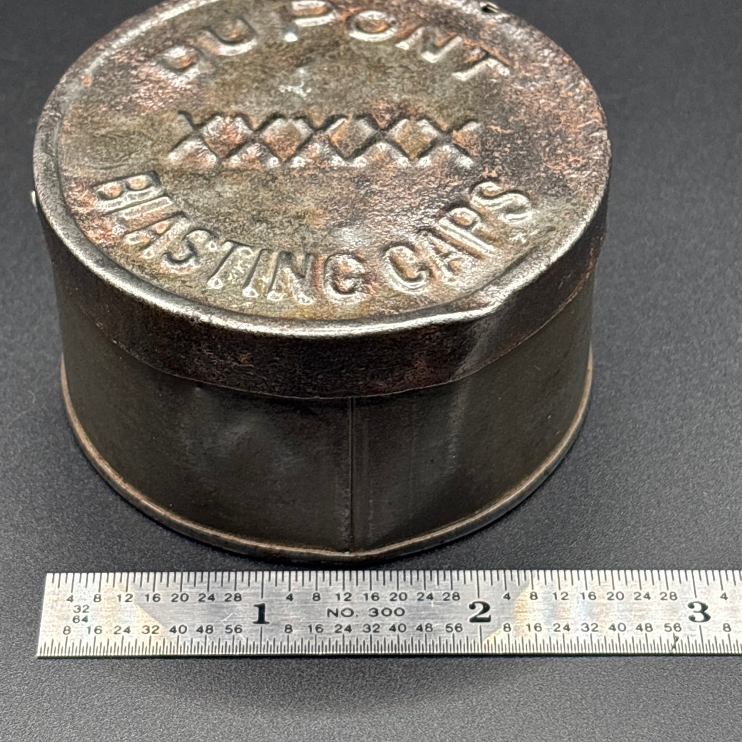 Early DuPont XXXXX Blasting Caps Tin – Antique Primitive Style – Rare