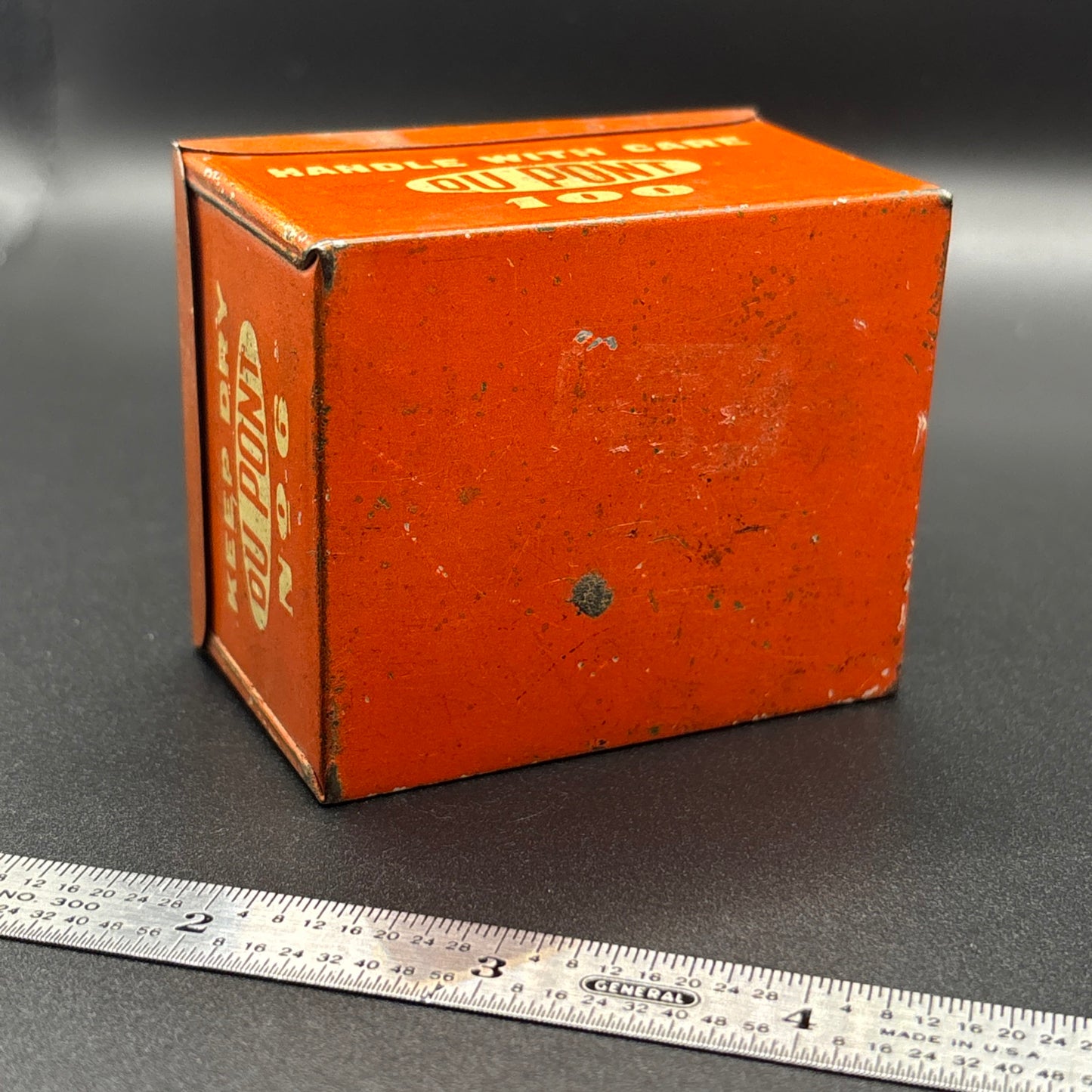 Vintage DuPont Blasting Caps Tin No. 6 – Mining Explosives Container – Industrial Mining Relic