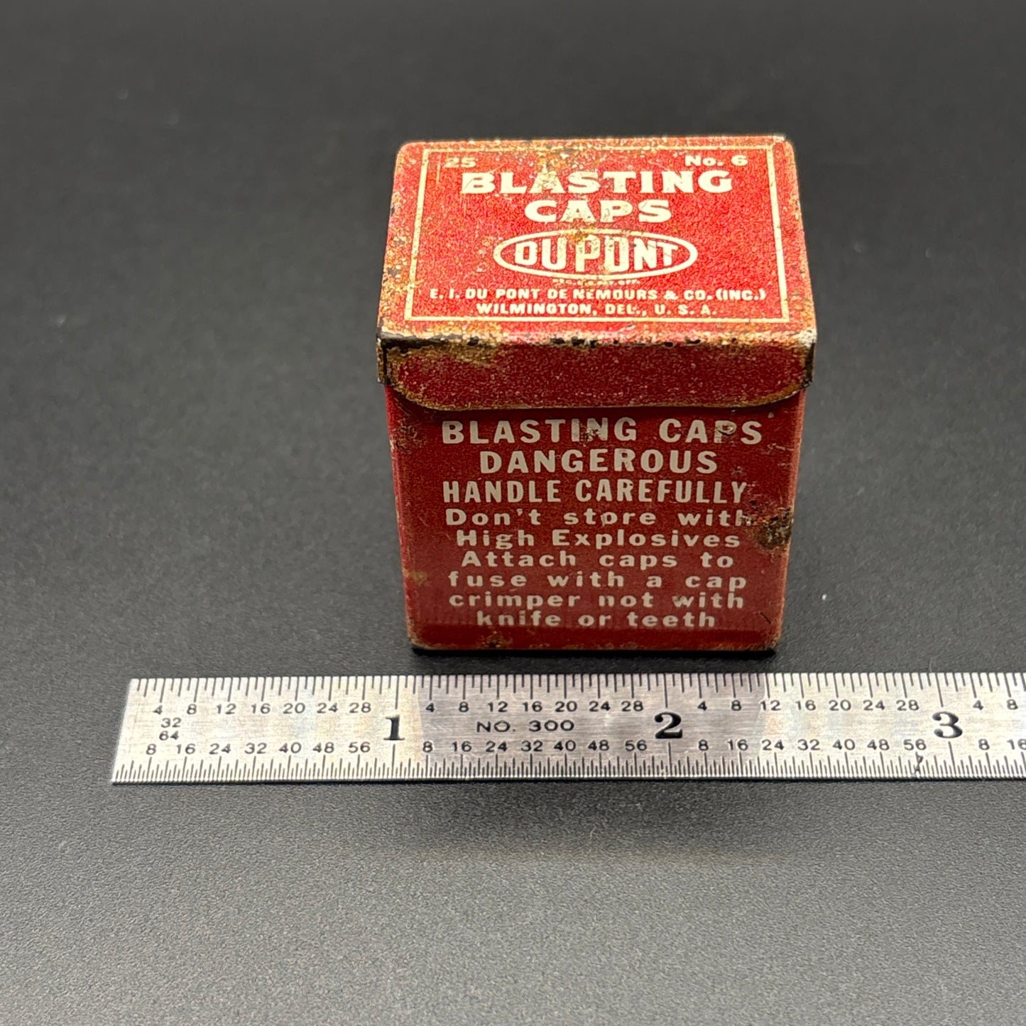 Vintage DuPont No. 6 Blasting Caps Tin – 25 Count – Antique Mining Explosives Container