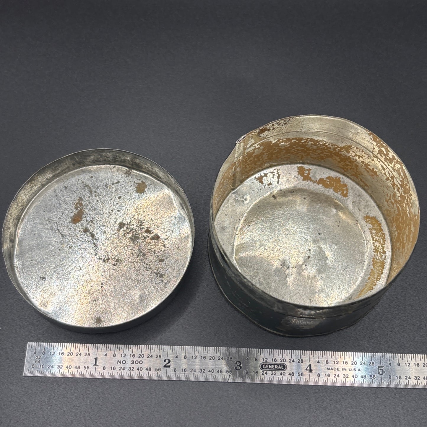 The Etna Powder Co. Lion Brand Blasting Cap Tin