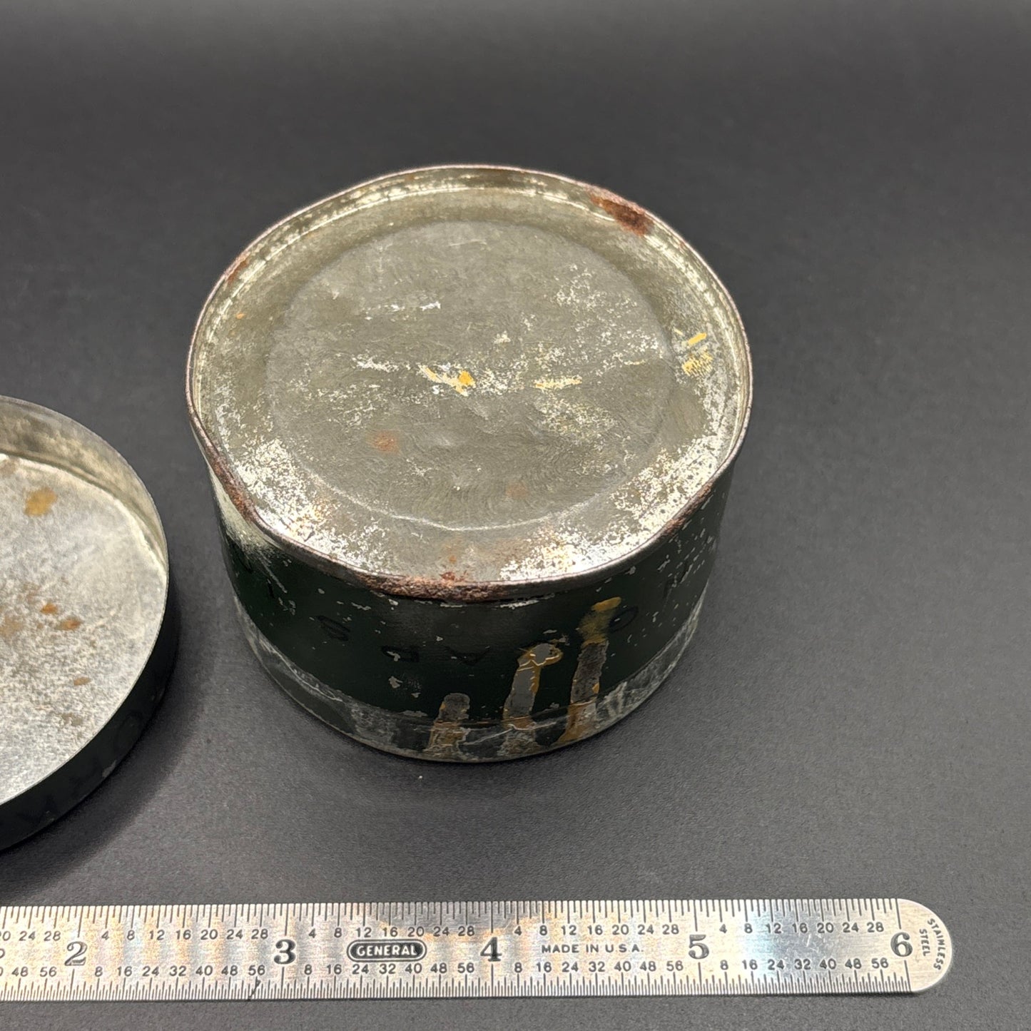 The Etna Powder Co. Lion Brand Blasting Cap Tin