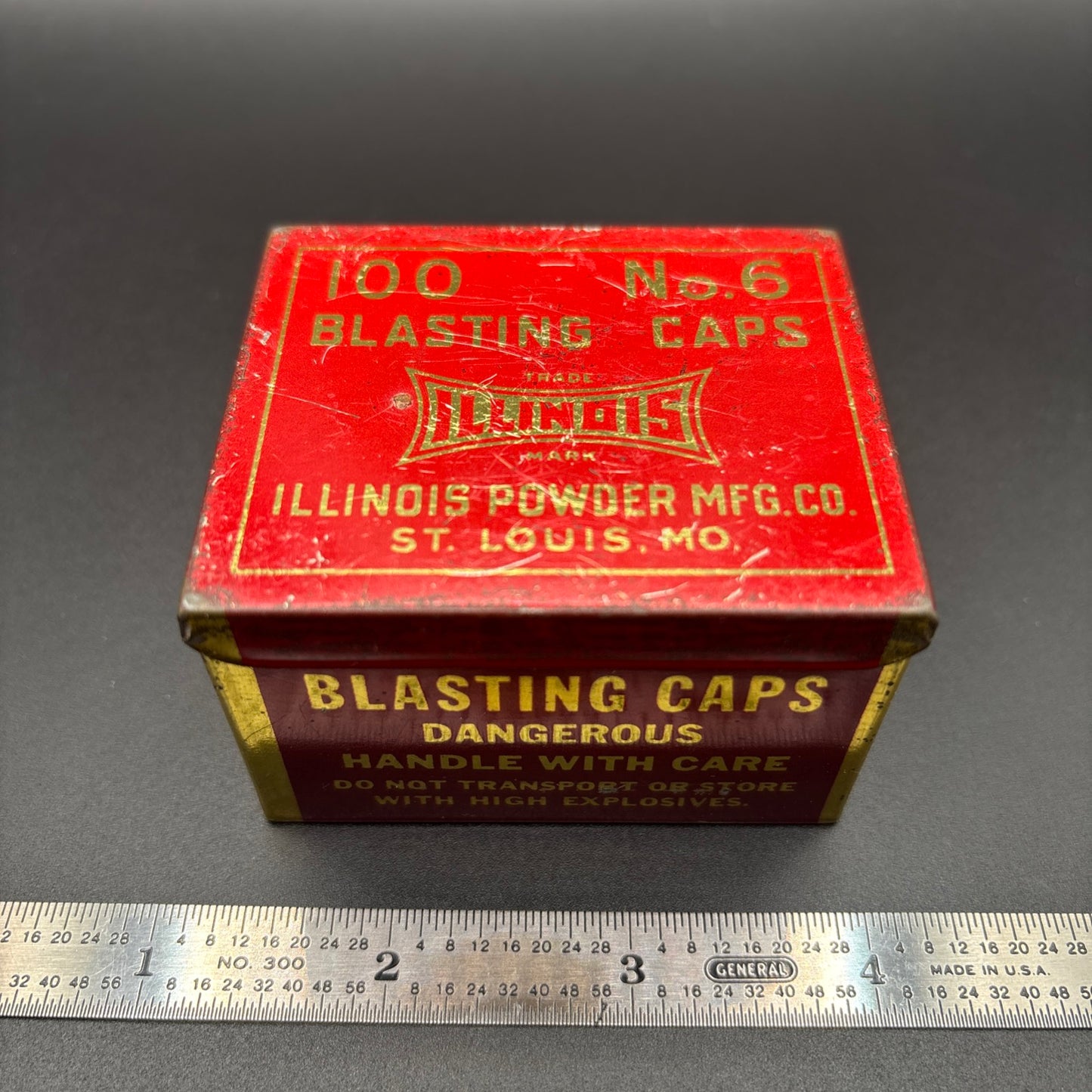 Illinois Powder Mfg. Co. No. 6 Blasting Caps Tin – 100 Count – Red & Gold