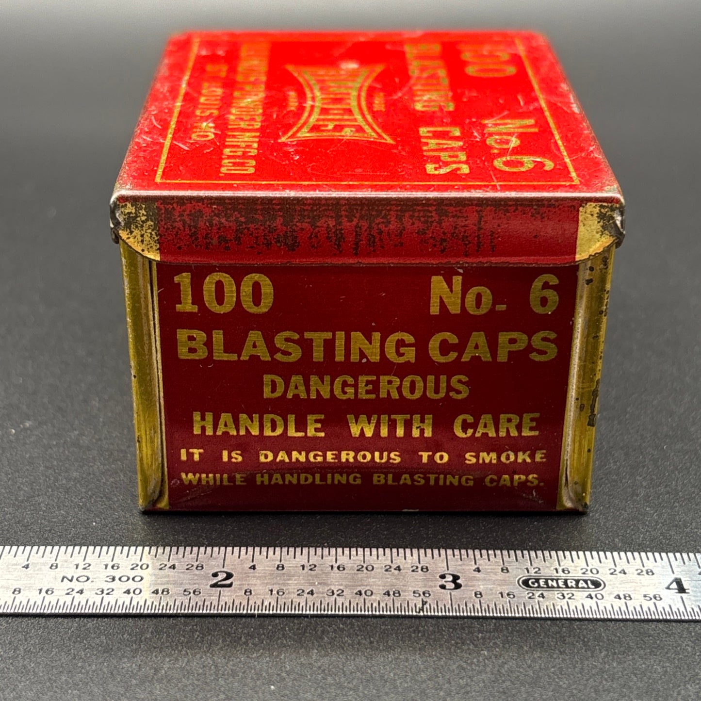 Illinois Powder Mfg. Co. No. 6 Blasting Caps Tin – 100 Count – Red & Gold