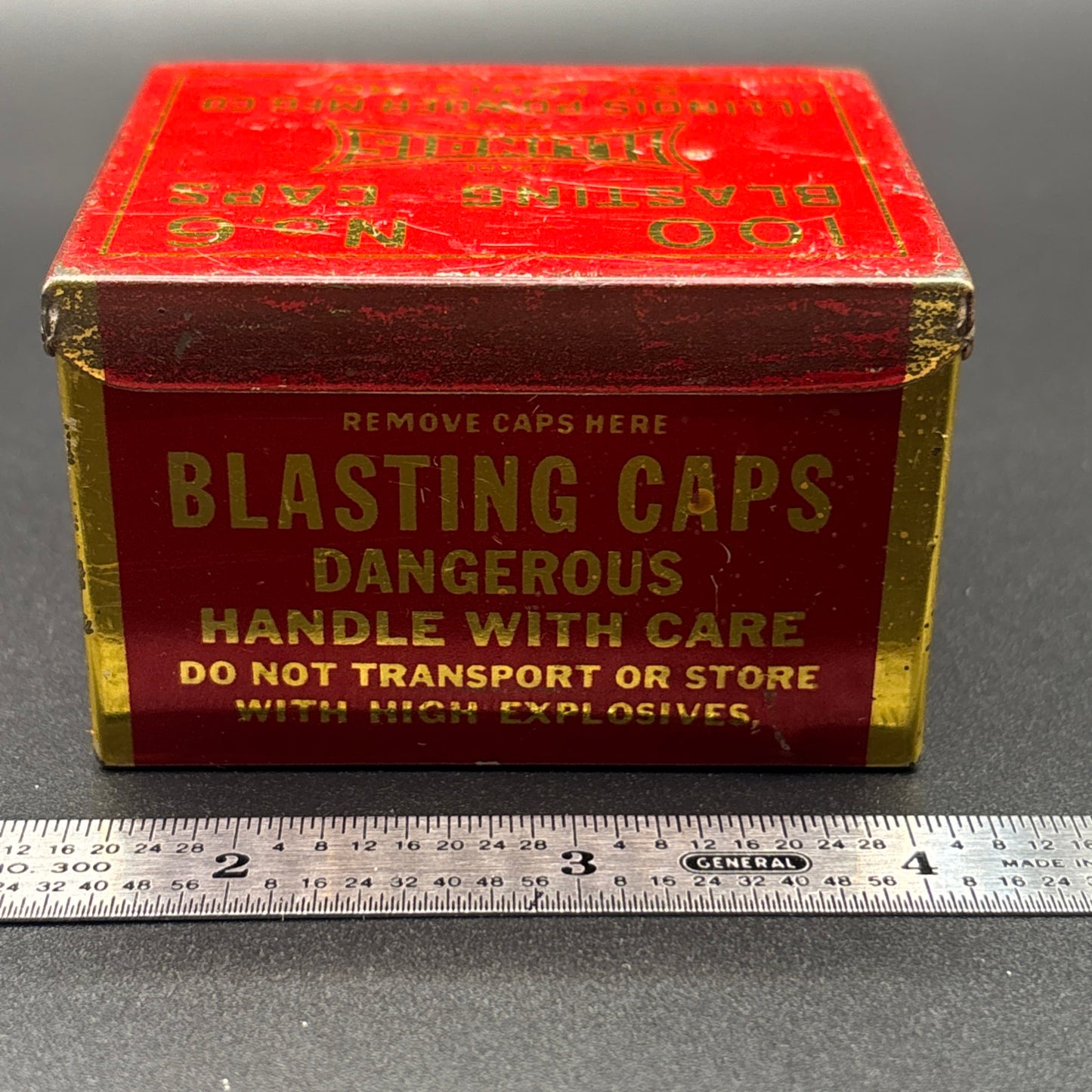 Illinois Powder Mfg. Co. No. 6 Blasting Caps Tin – 100 Count – Red & Gold
