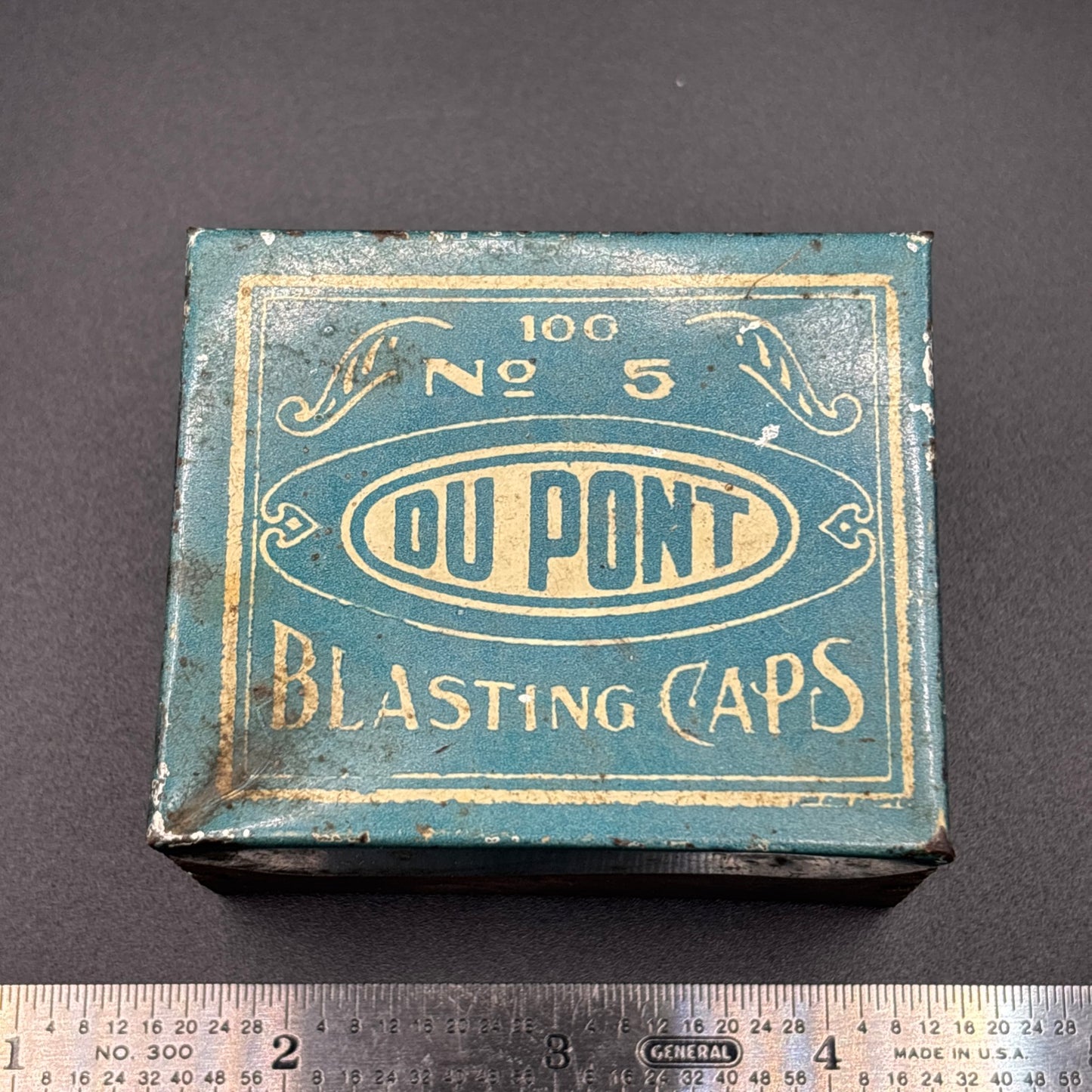 Vintage Tin DuPont Blasting Powder Cap Tin 100 No 5 - Empty Rare Blue/green