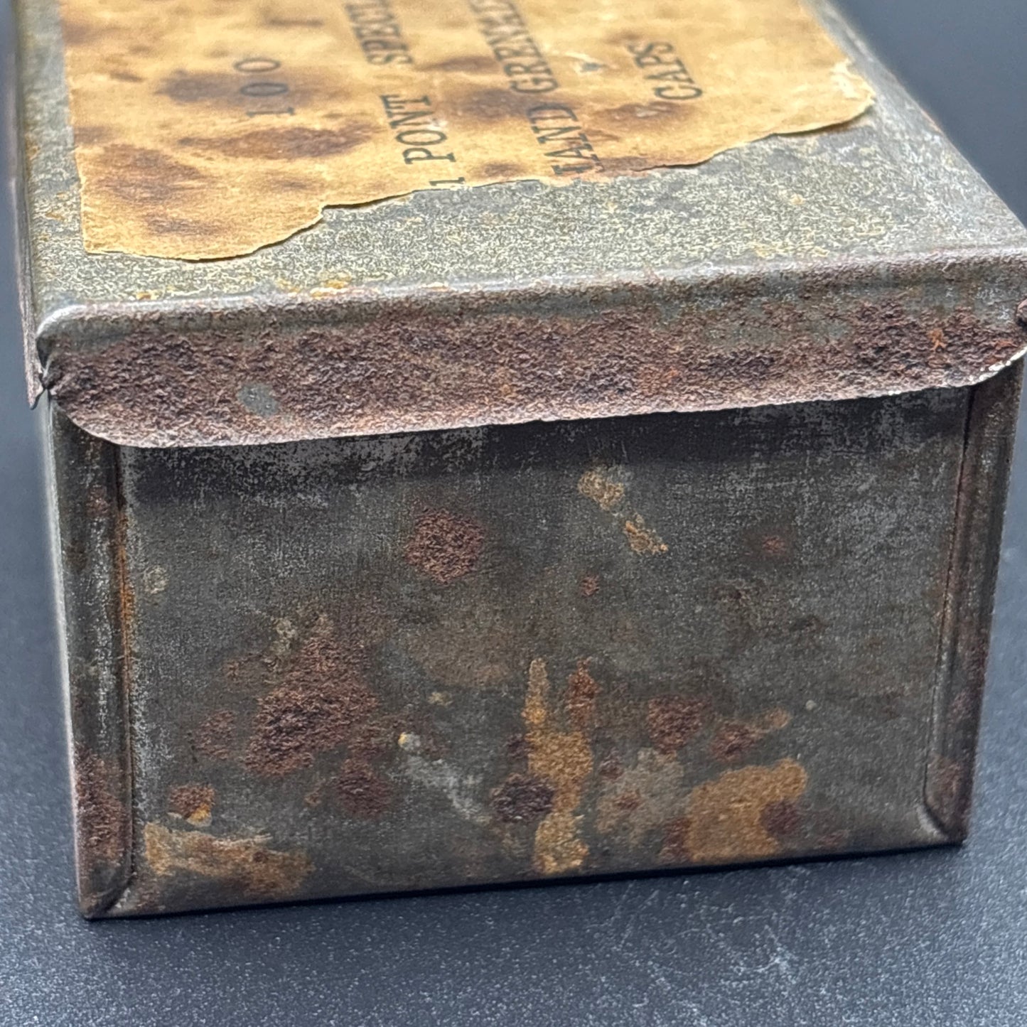 EXTREMELY RARE DuPont Special Hand Grenade Caps Tin – Early Explosives Container – Mining & Industrial Relic